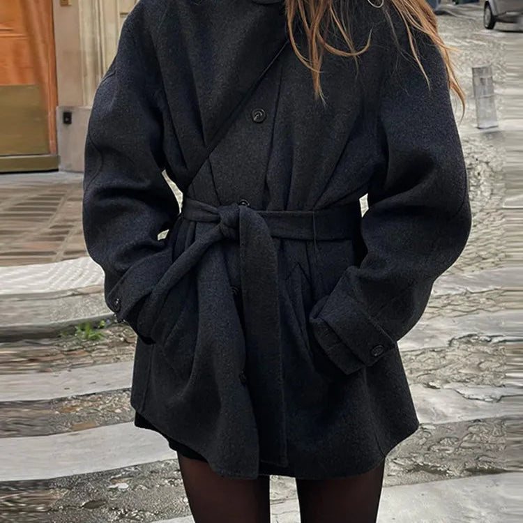 Krótki płaszcz z kołnierzem stojącym Ania