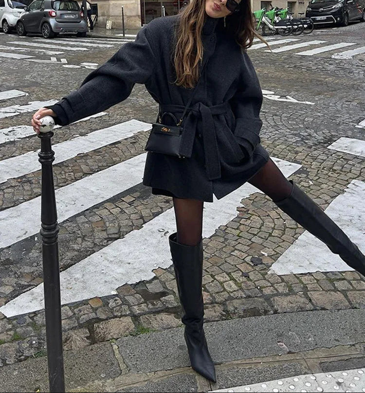 Krótki płaszcz z kołnierzem stojącym Ania