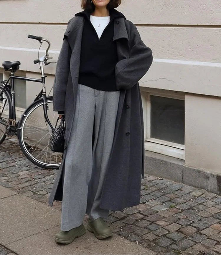 Płaszcz długi z paskiem i stójką Sara