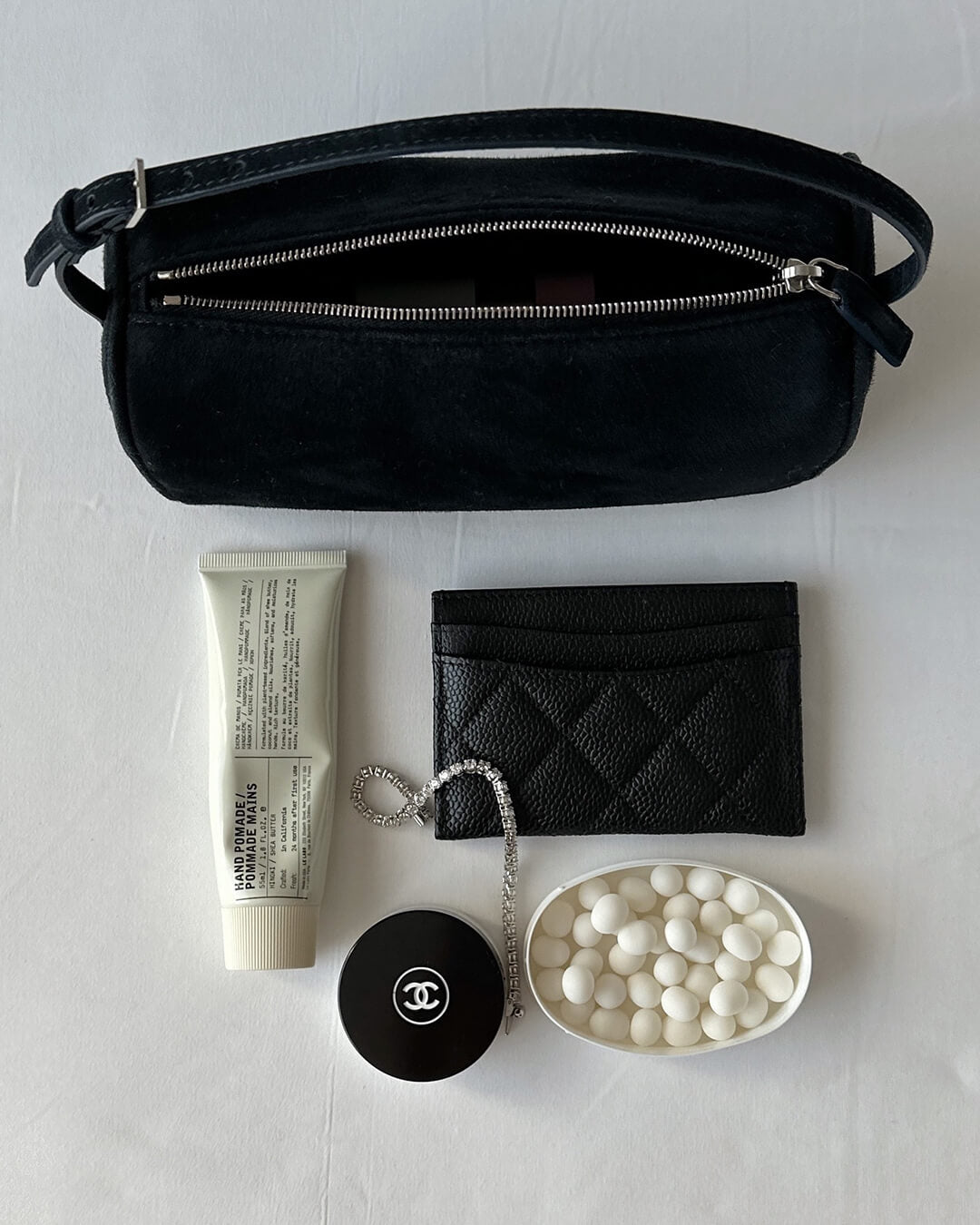 Dorianna zamszowa mini torebka na ramię