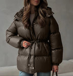 Pikowana kurtka z kapturem i ściągaczem Larysa