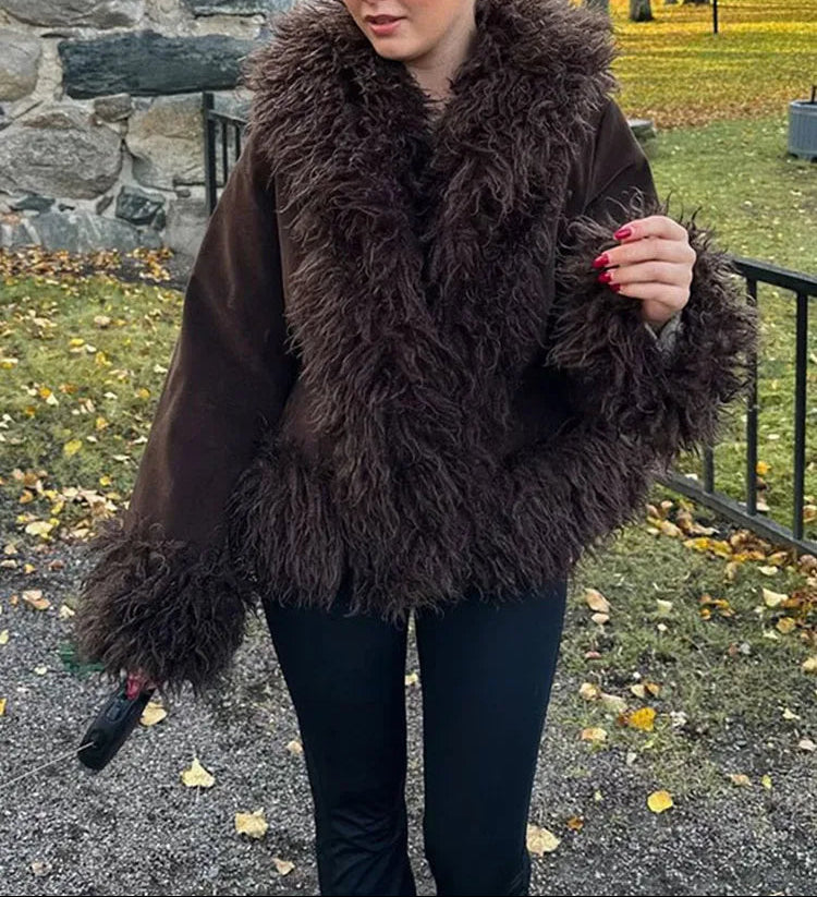 Pluszowy płaszcz ze sztucznego futra Daisy