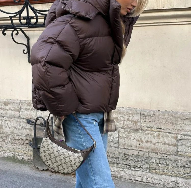 Krótka pikowana kurtka z kapturem Amanda