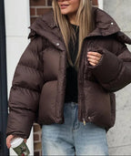 Krótka pikowana kurtka z kapturem Amanda