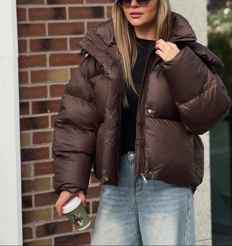 Krótka pikowana kurtka z kapturem Amanda